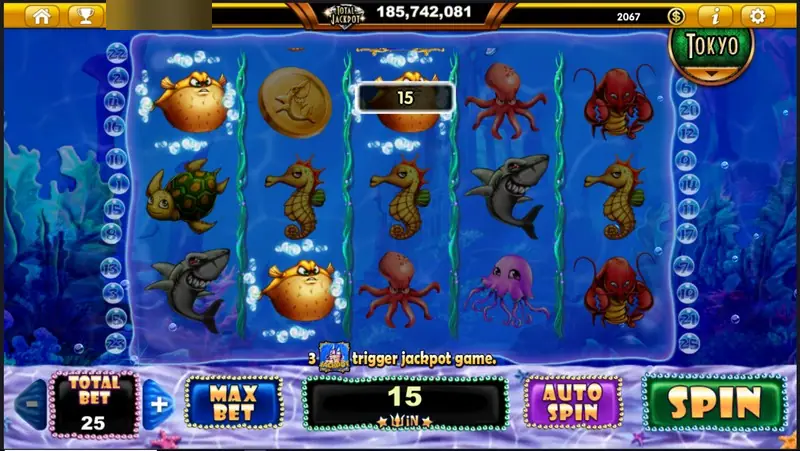 A puffer fish, sharks and turtles on the reels with a win of 15 marked on reel three